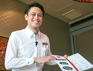 磯目 恭子(ホールスタッフ)